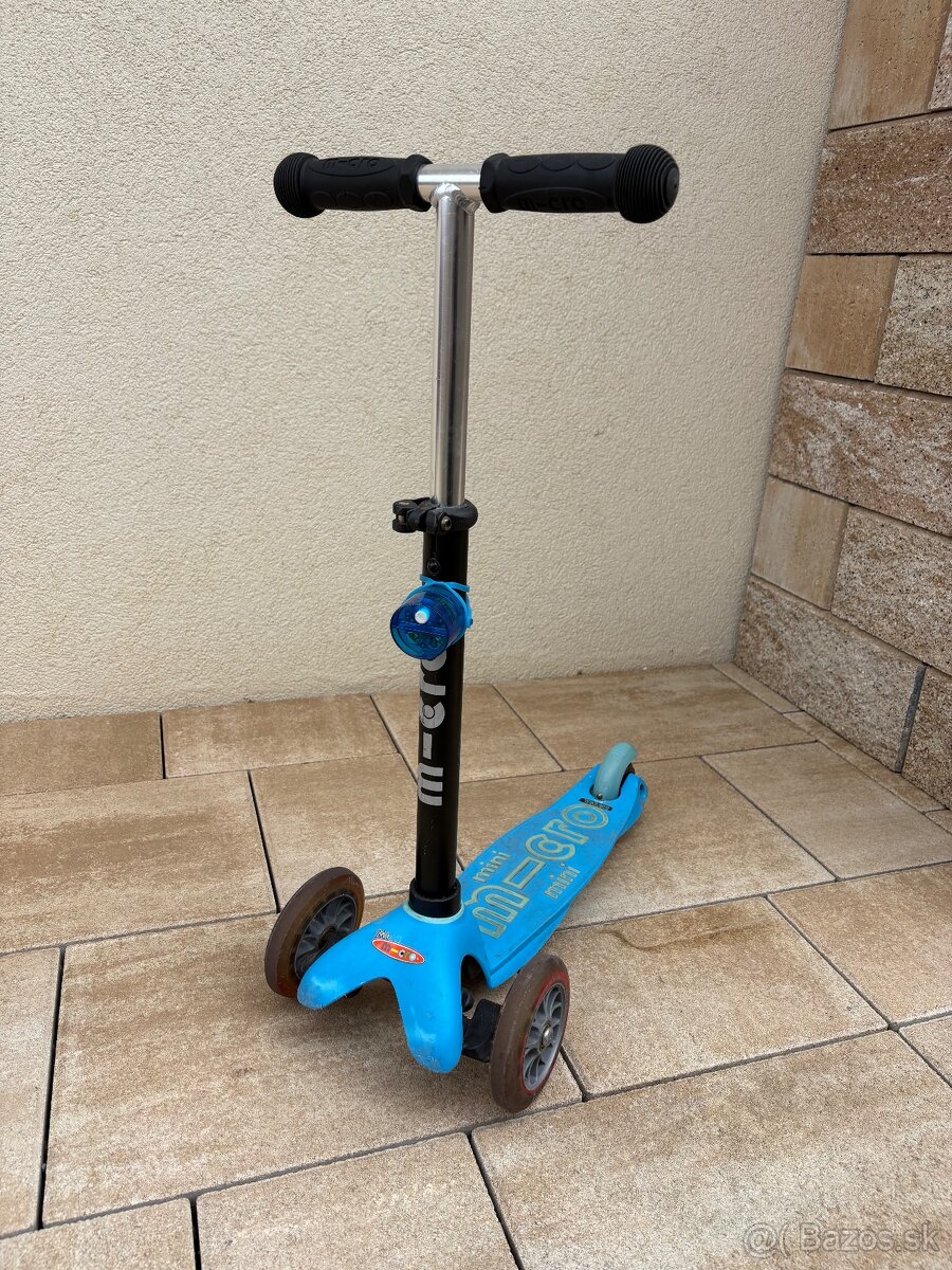 Micro Mini2go deluxe kolobezka - 2