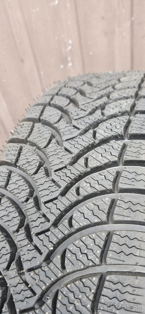 Zimne nove 195/65R15 - 2