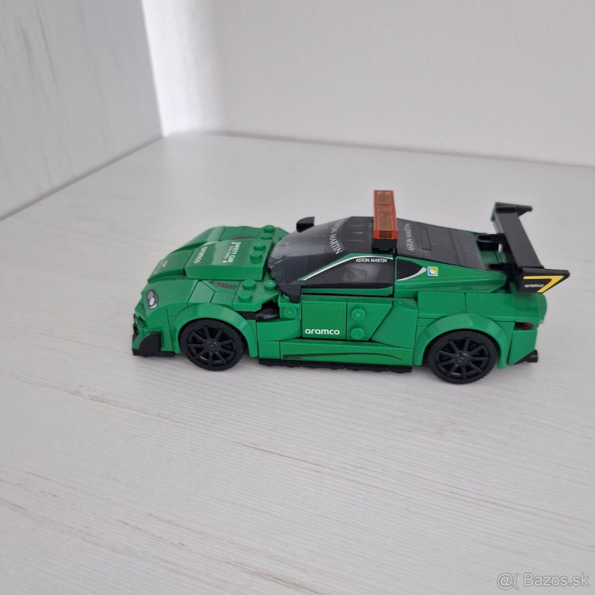 Lego speed champions Aston Martin Safety Car - 2