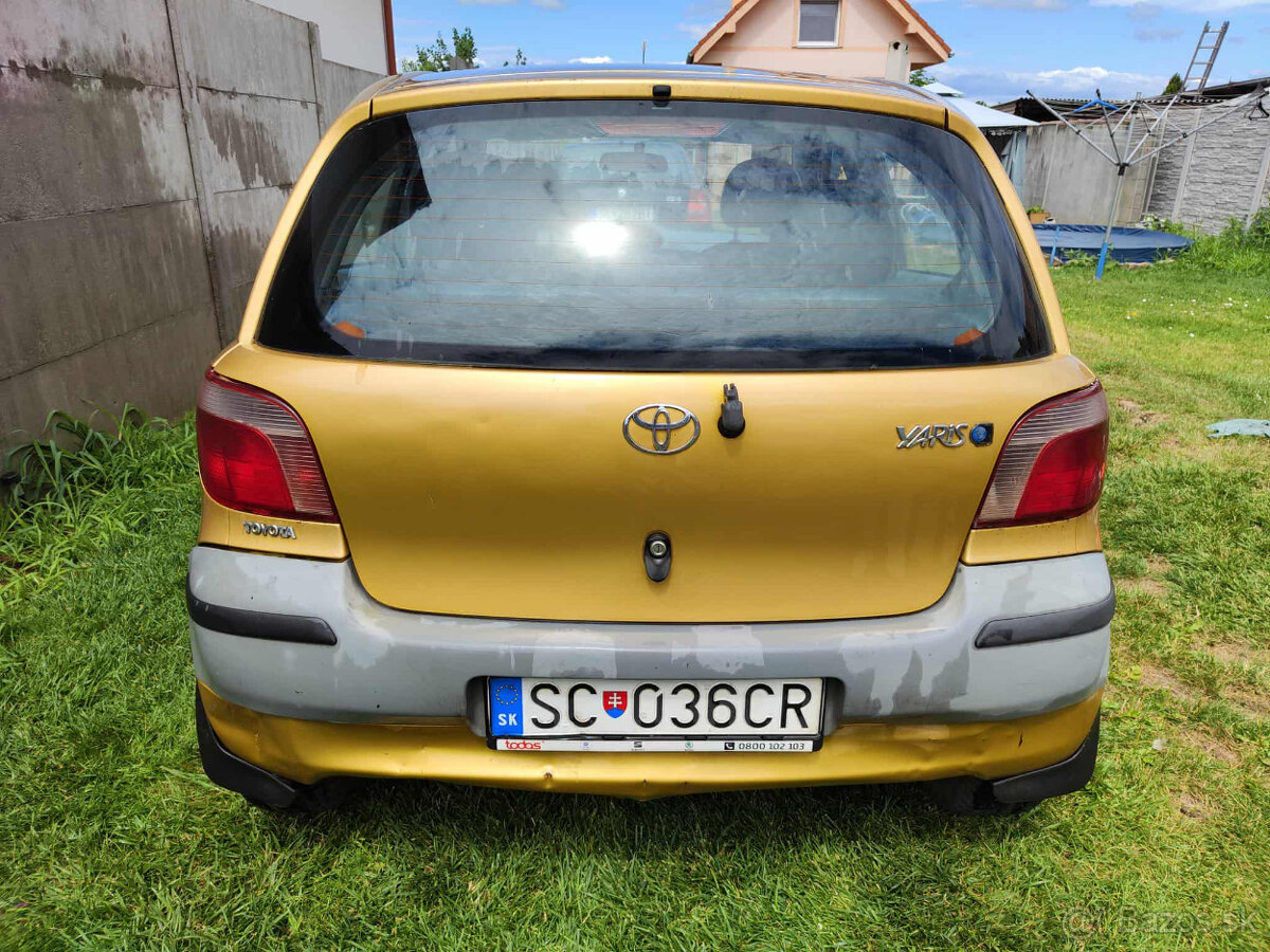Toyota Yaris - 2