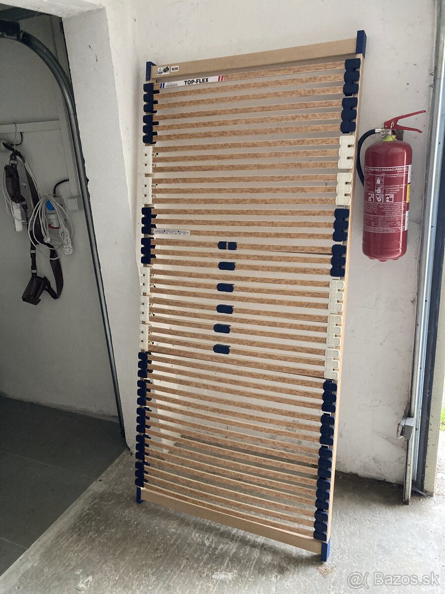 Predám tento kvalitny rošt nemeckej výroby rozmer 90x200 cm. - 2