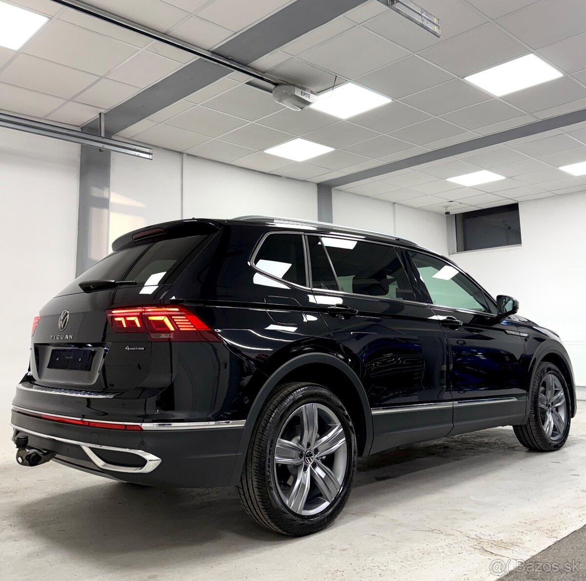 Volkswagen Tiguan Allspace 2.0TDI 4x4 Matrix/360kamera/Webas - 2