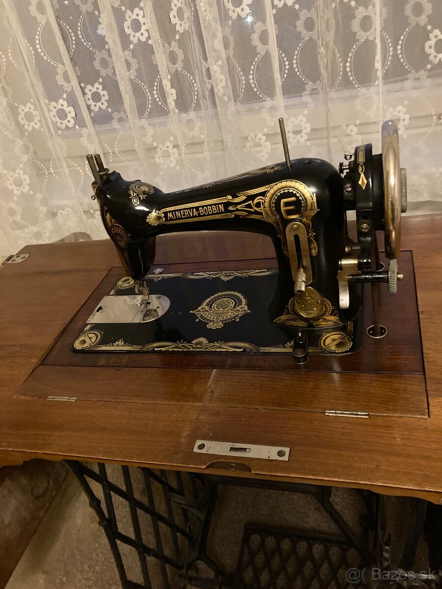 Šijací stroj retro Minerva Bobbin - 2