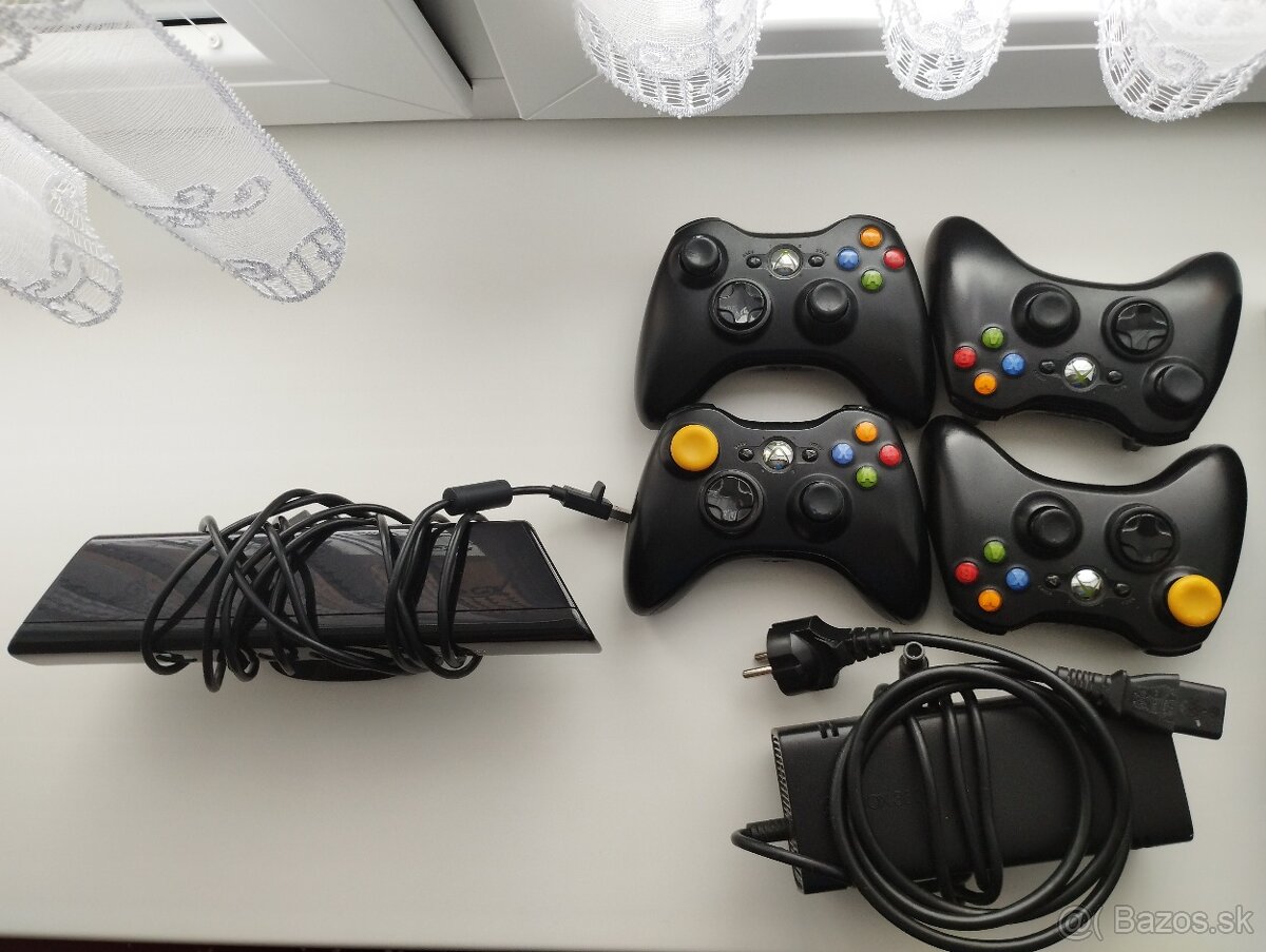 Predám Xbox 360 4GB + Kinect - 2