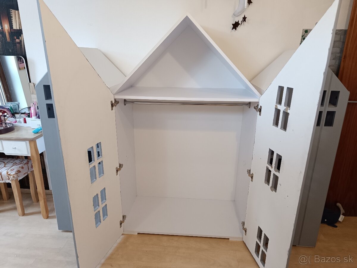 Skrine vyrobené stolarom na mieru - 2