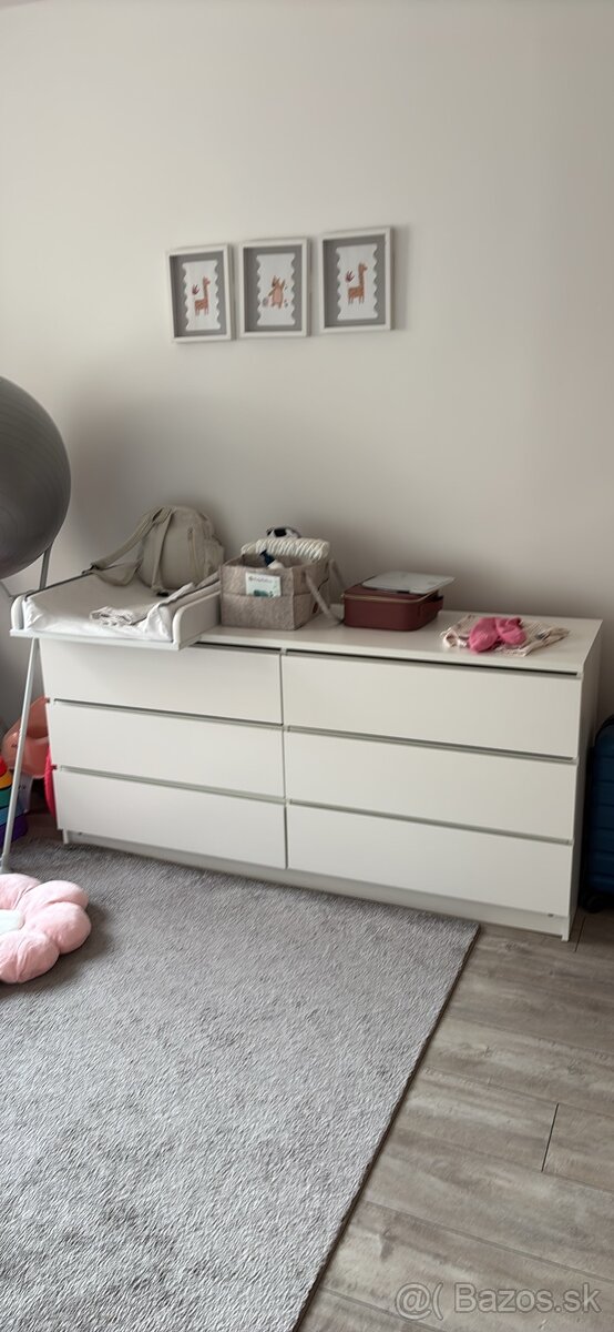 Komoda - 2