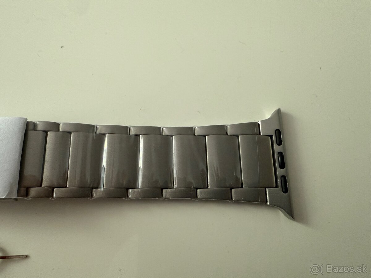 Titanovy remienok Apple Watch - 2