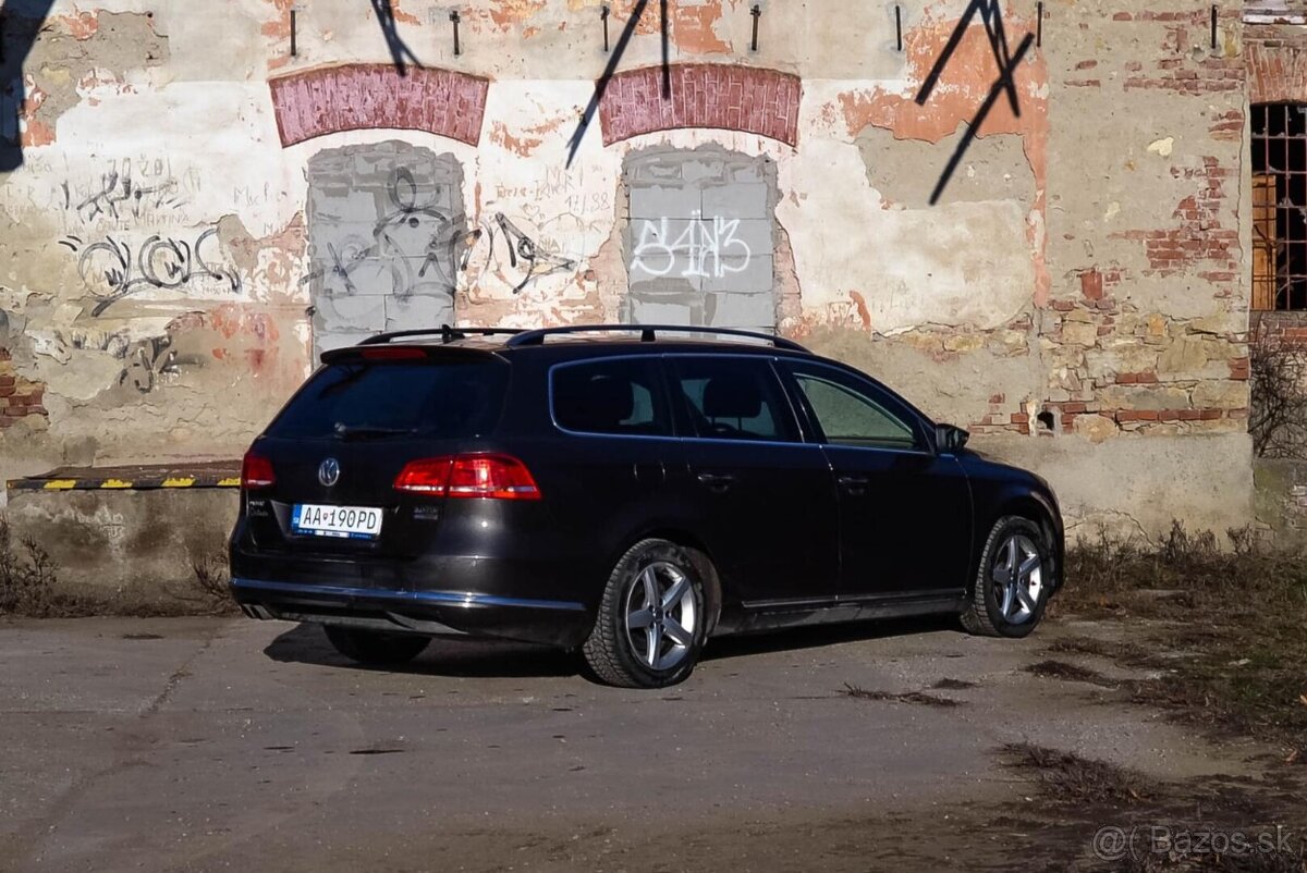 Volkswagen Passat Variant 2.0 TDI BMT Highline DSG - 2