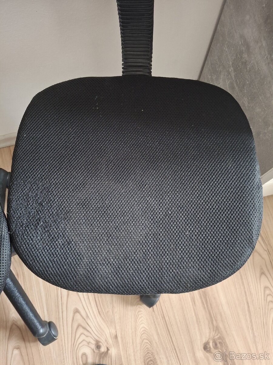 Kancelárske stolicky - 2