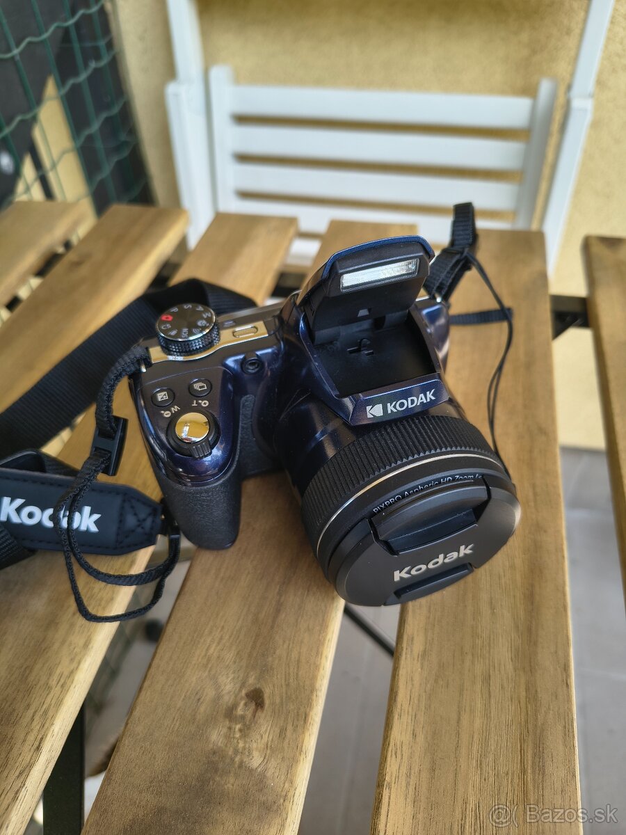Kodak Pixpro AZ528 - 2