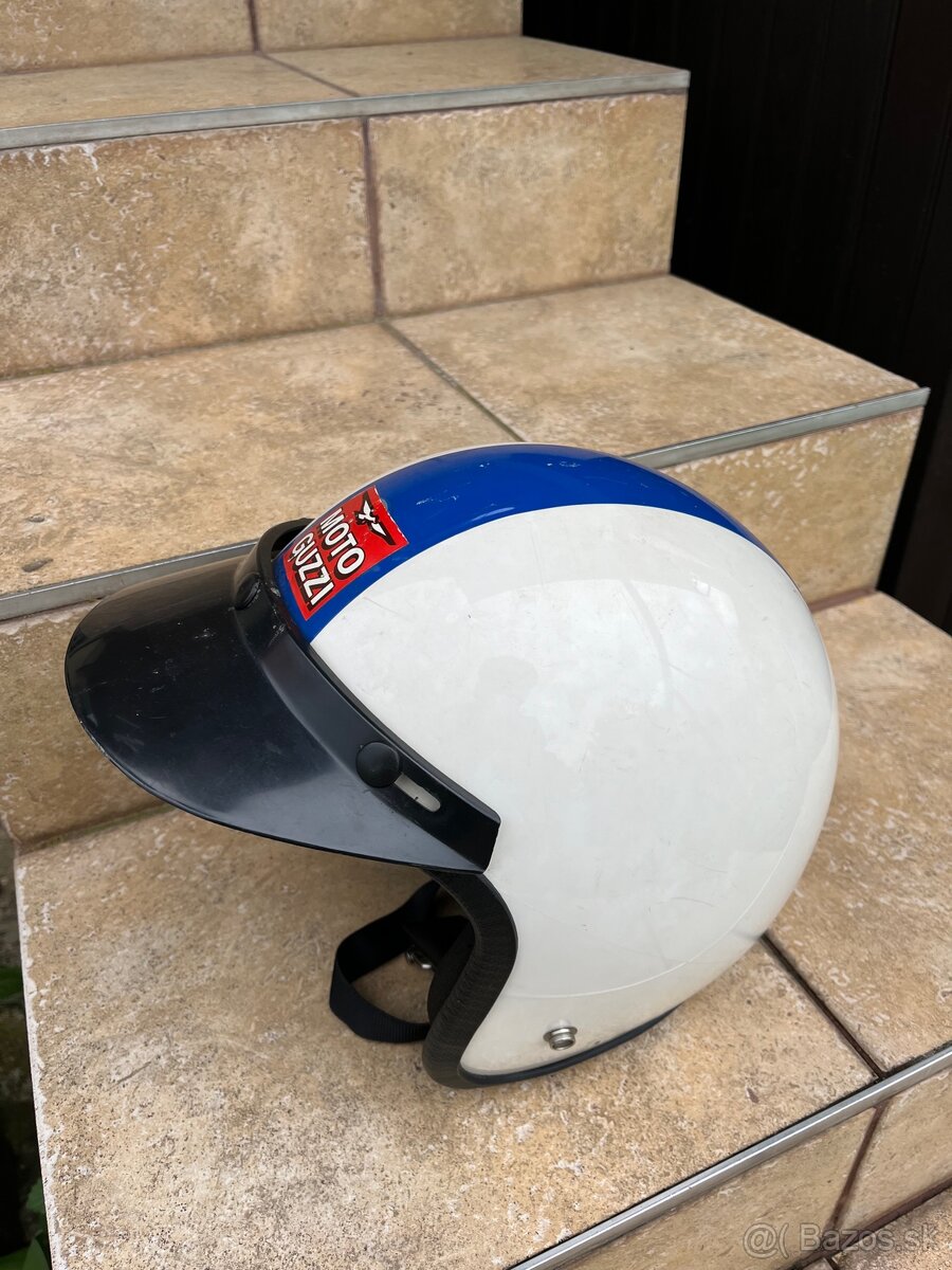 Retro prilba - 2