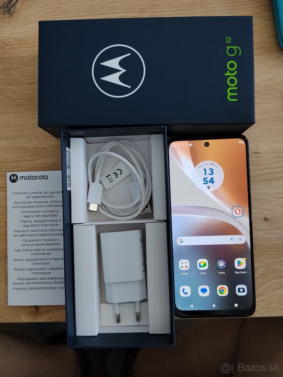 Motorola Moto G32 - 2