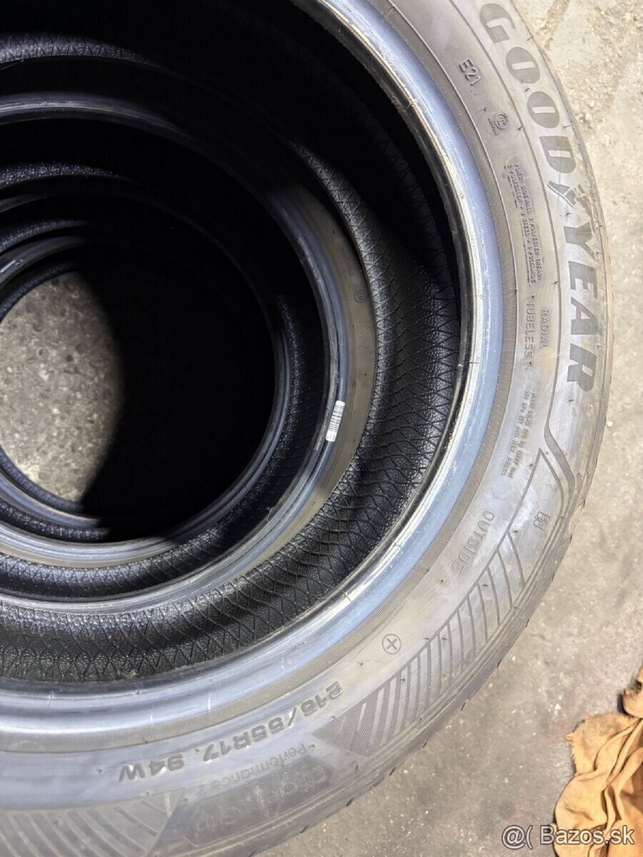 215/55 R17 GoodYear letná sada - 2