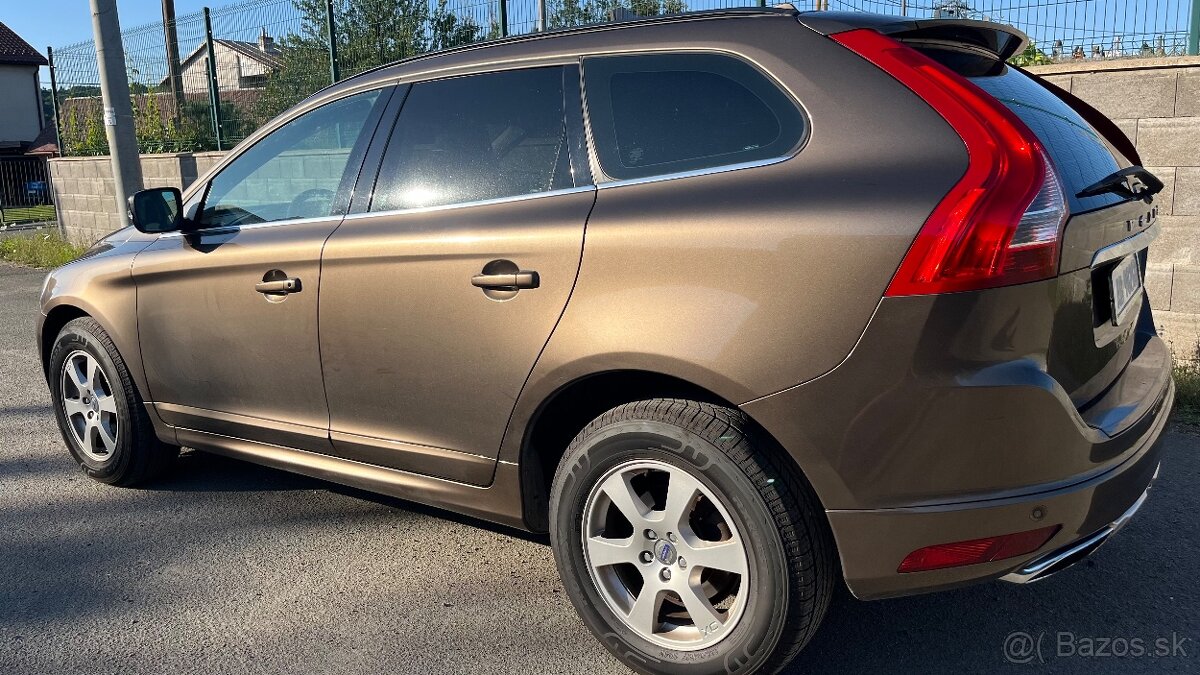Predám Volvo XC60 D4 Momentum - 2
