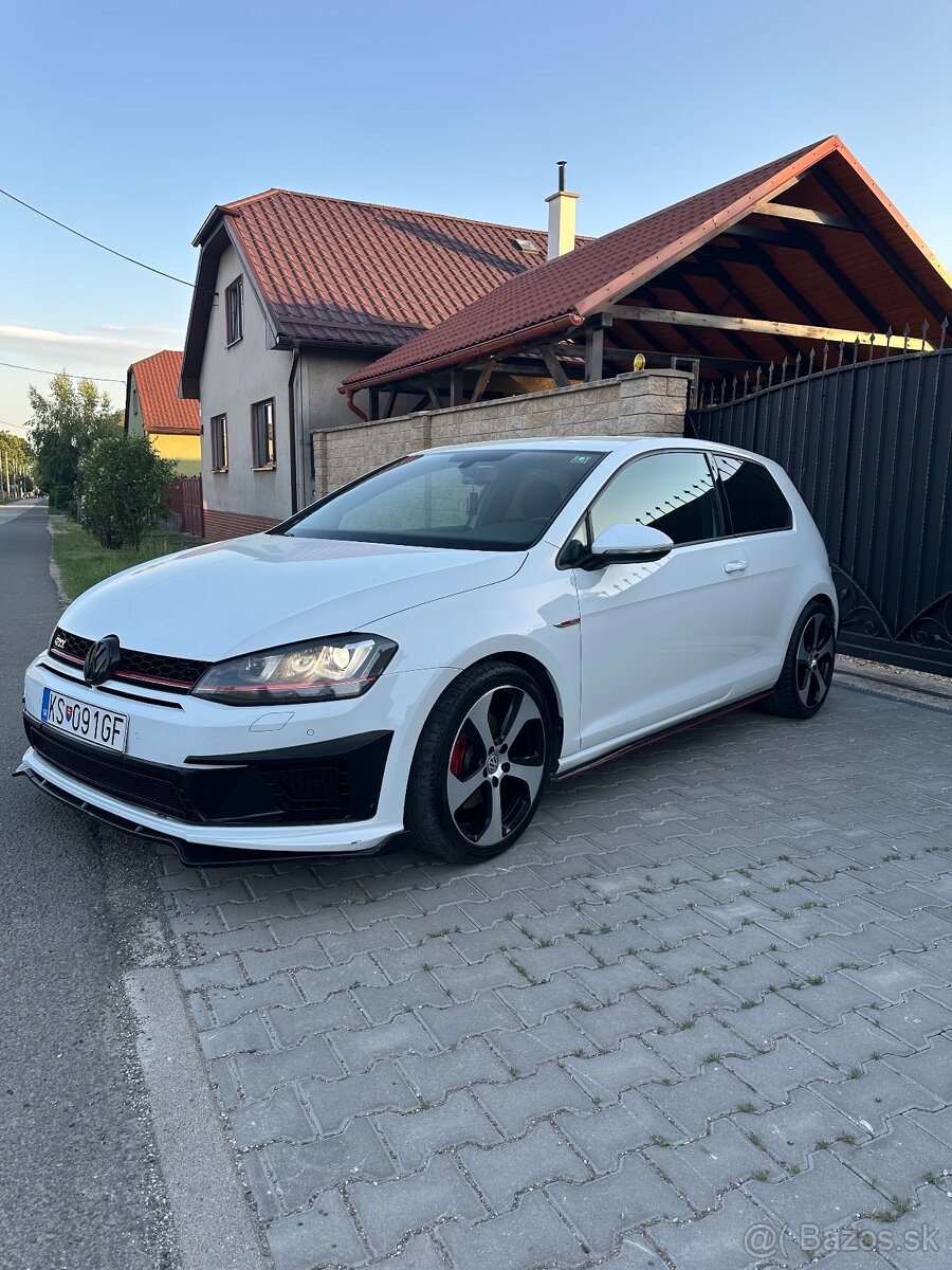 VW Golf 7 GTI - 2
