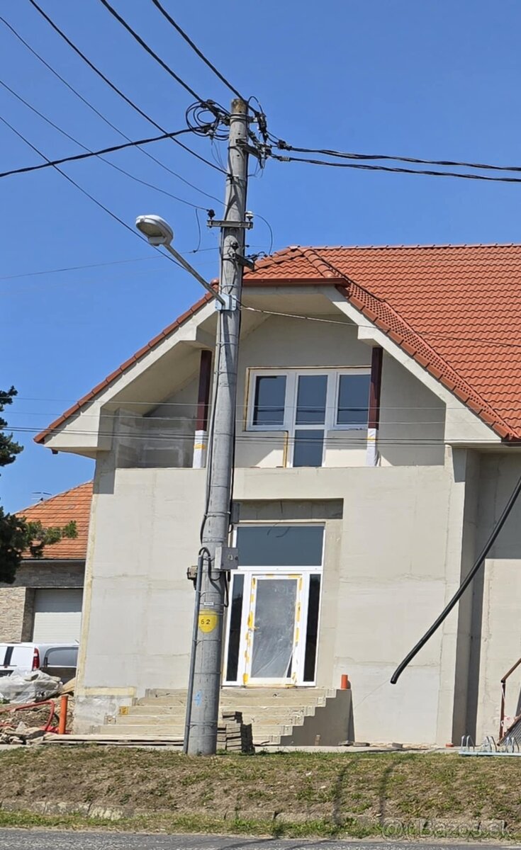 Obchodný priestor v centre Tek. Lužian - 2