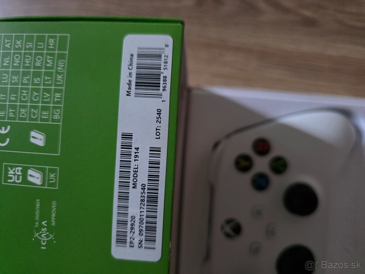 Ovládač XBOX - 2