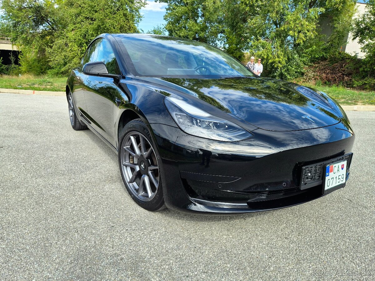 Tesla 3 RWD LFP 2022 96.000KM - 2