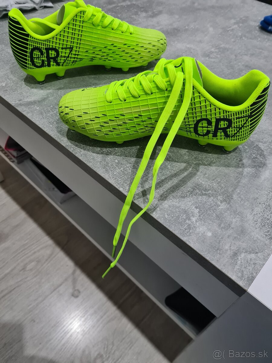 Detske kopačku CR7 - 2