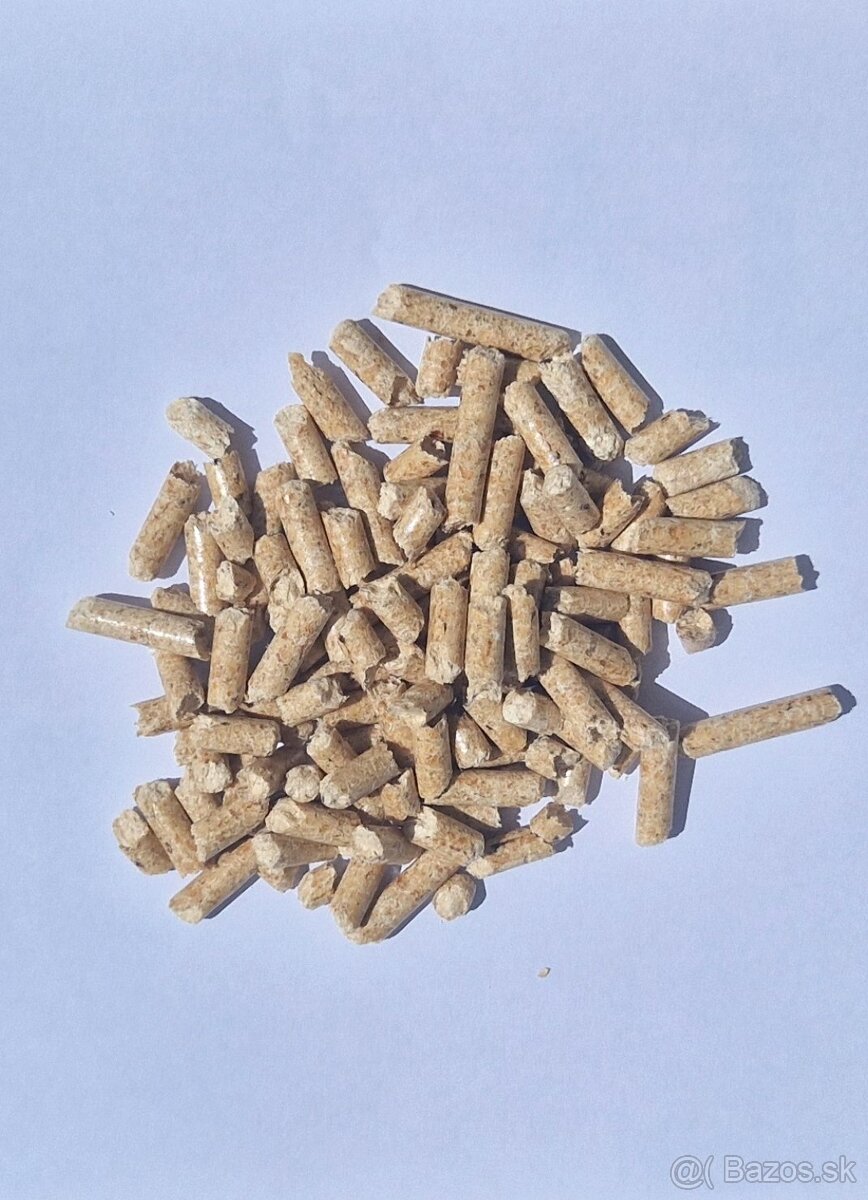 ENplus A1 Svetlé pelety smrekové - 2