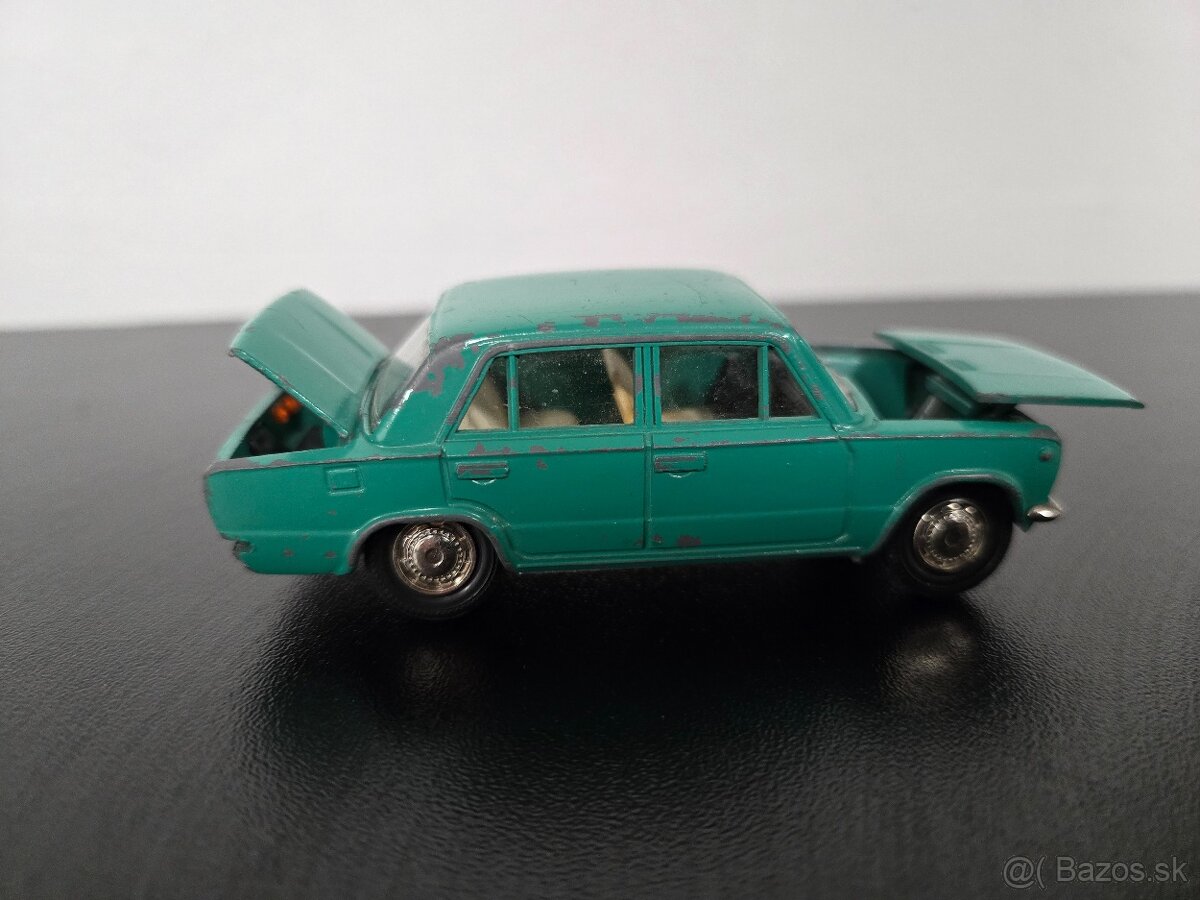 Staré hračky plechové autíčka Czechoslovakia - 2