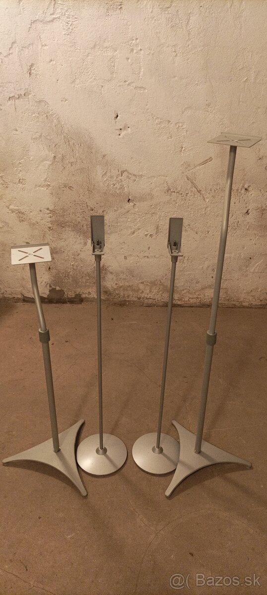 Reproduktorové stojany - 2