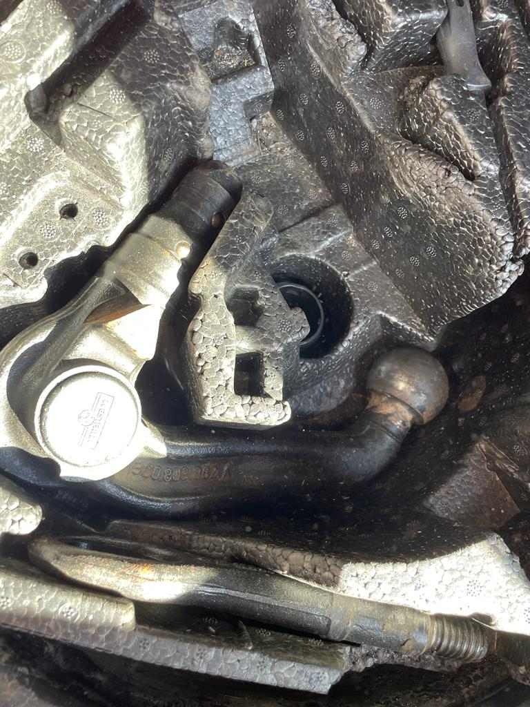 VW Golf V 1,9TDI 77kw kód:BLS kombi - 2