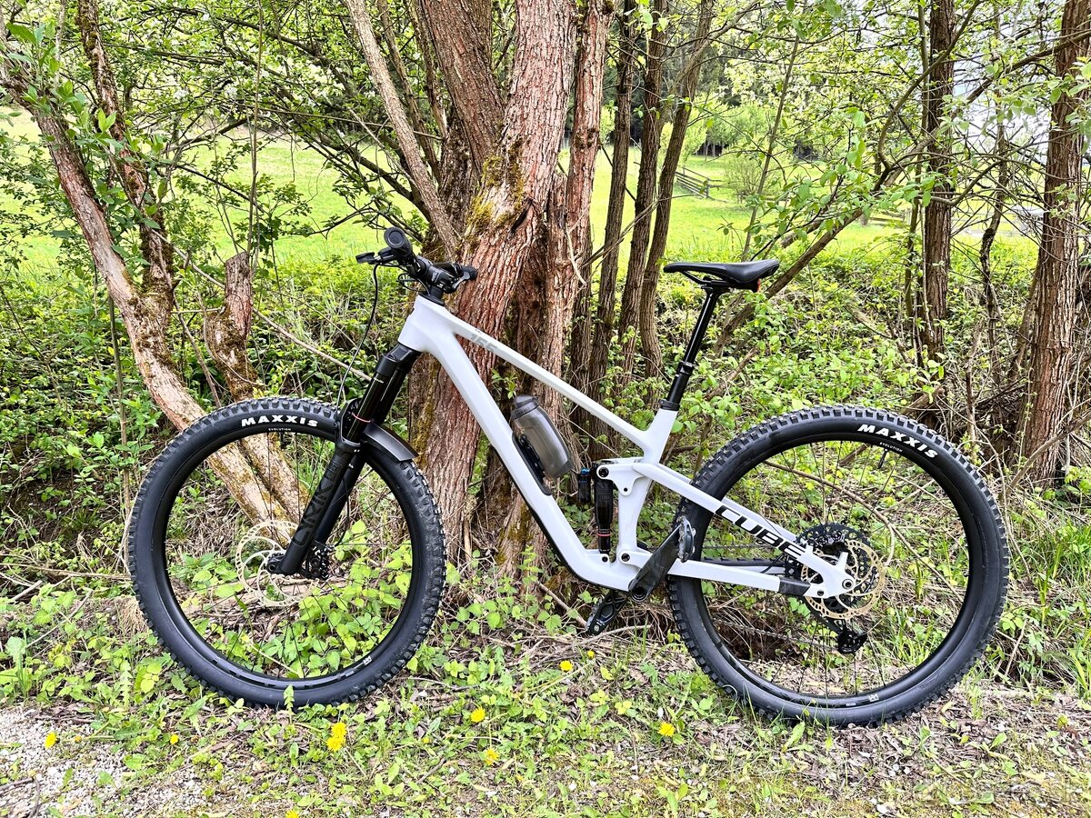 Cube stereo one55 c:62 - 2