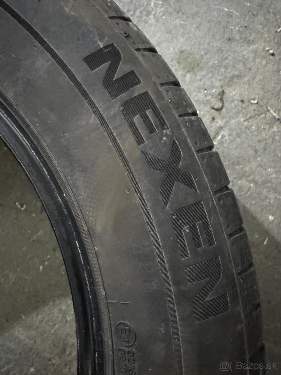 Letné pneumatiky 215/60 R17 - 2