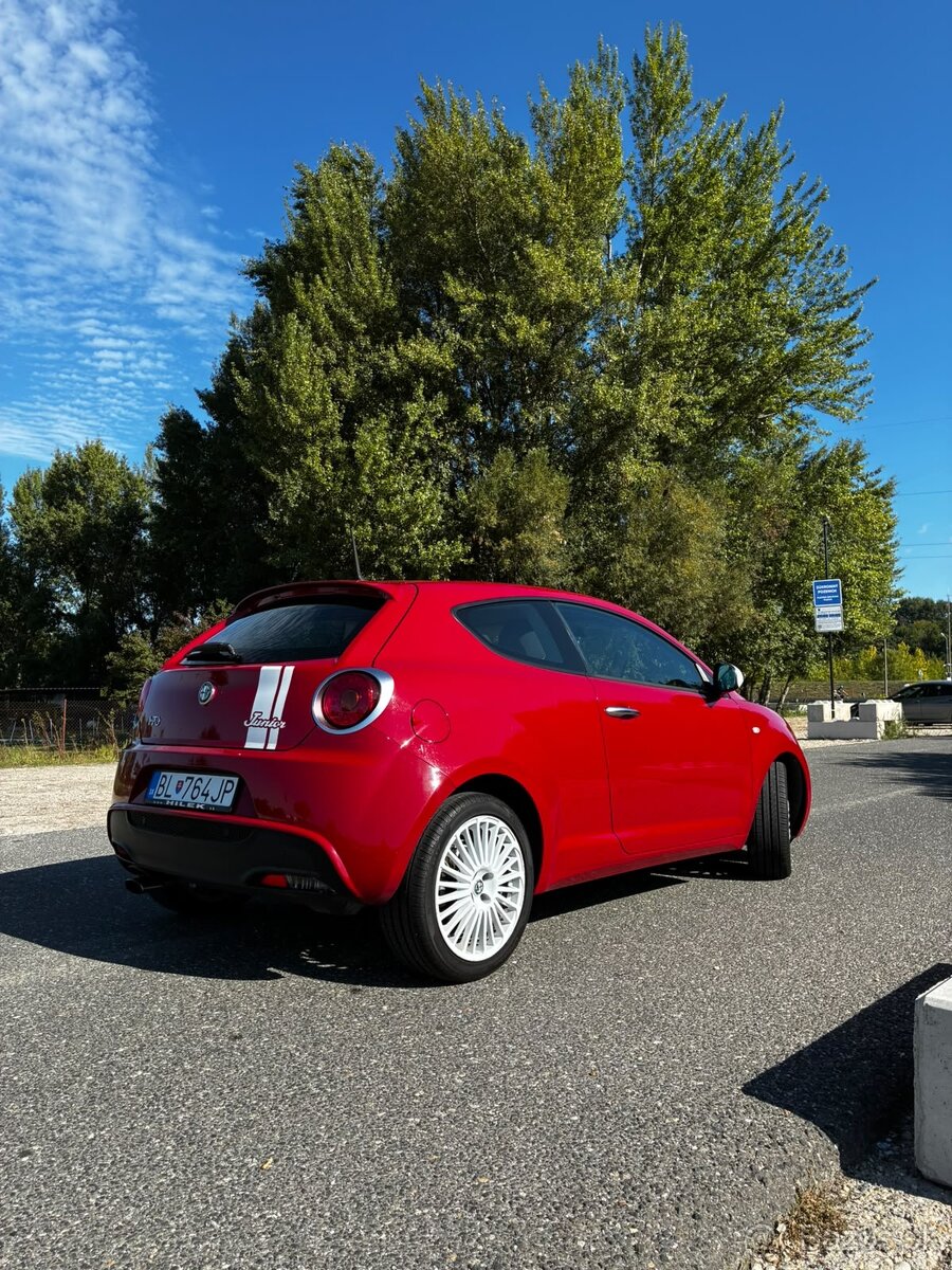 Alfa Romeo MiTo Junior 1.4 - 2