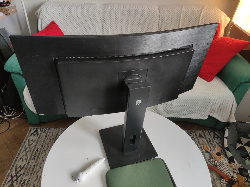 Predám zakrivený monitor Philips 346B1C - 2