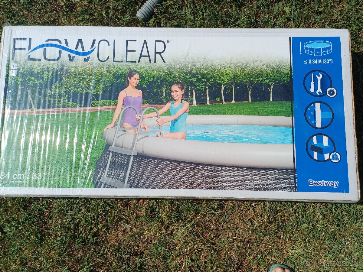 Rebrik do bazéna - 2