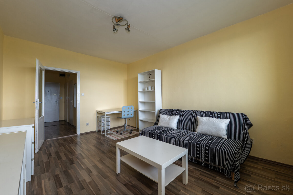 Priestranný 2-izbový byt na prenájom | Kurská - Furča - 2