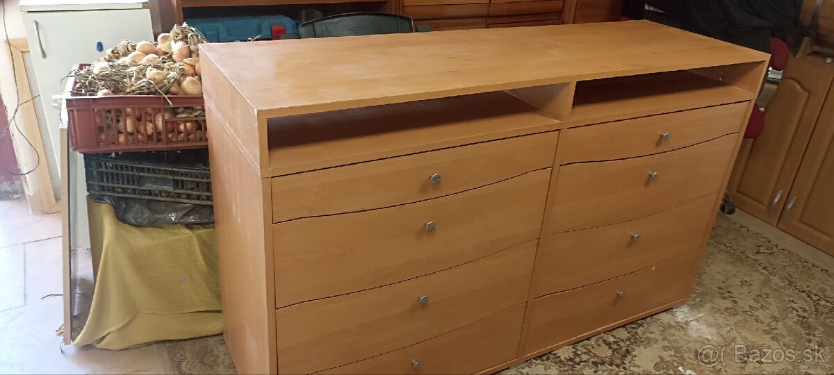 Predám komodu - 2