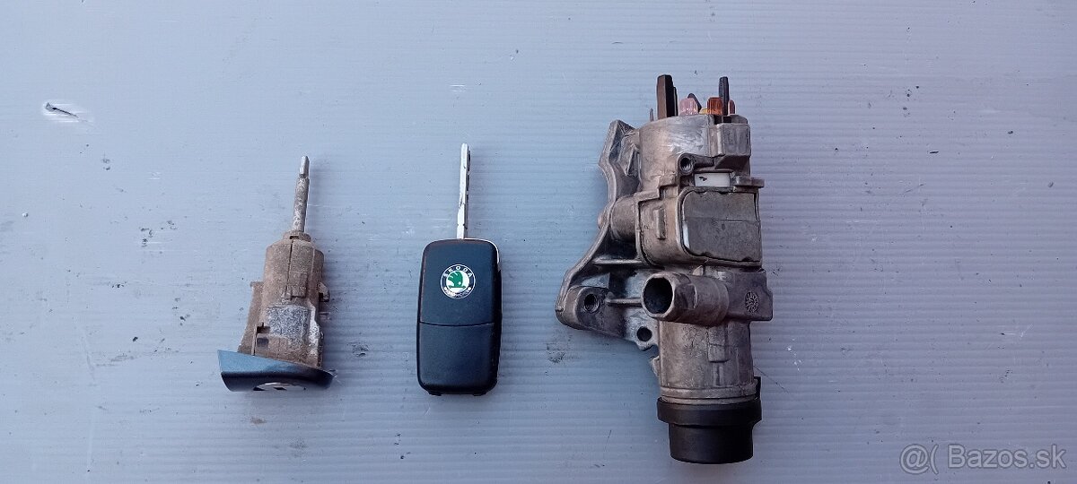 Spinacia skrinka zo Škoda Superb - 2