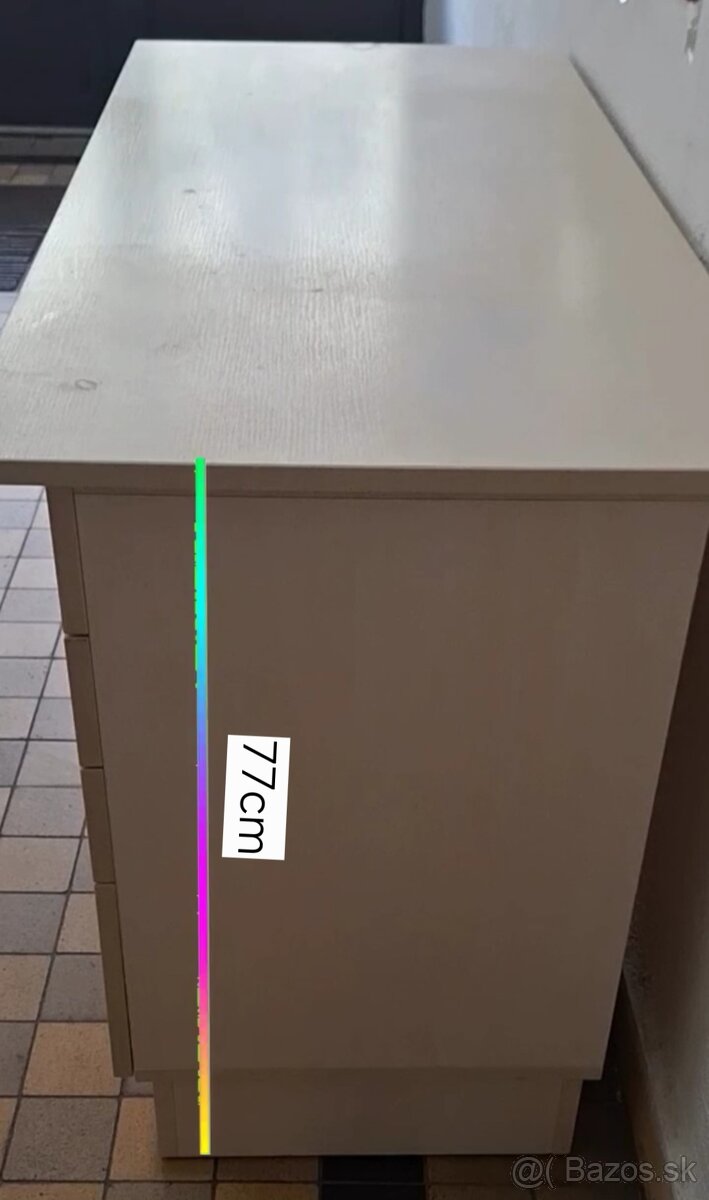 Manikérsky stôl - 2