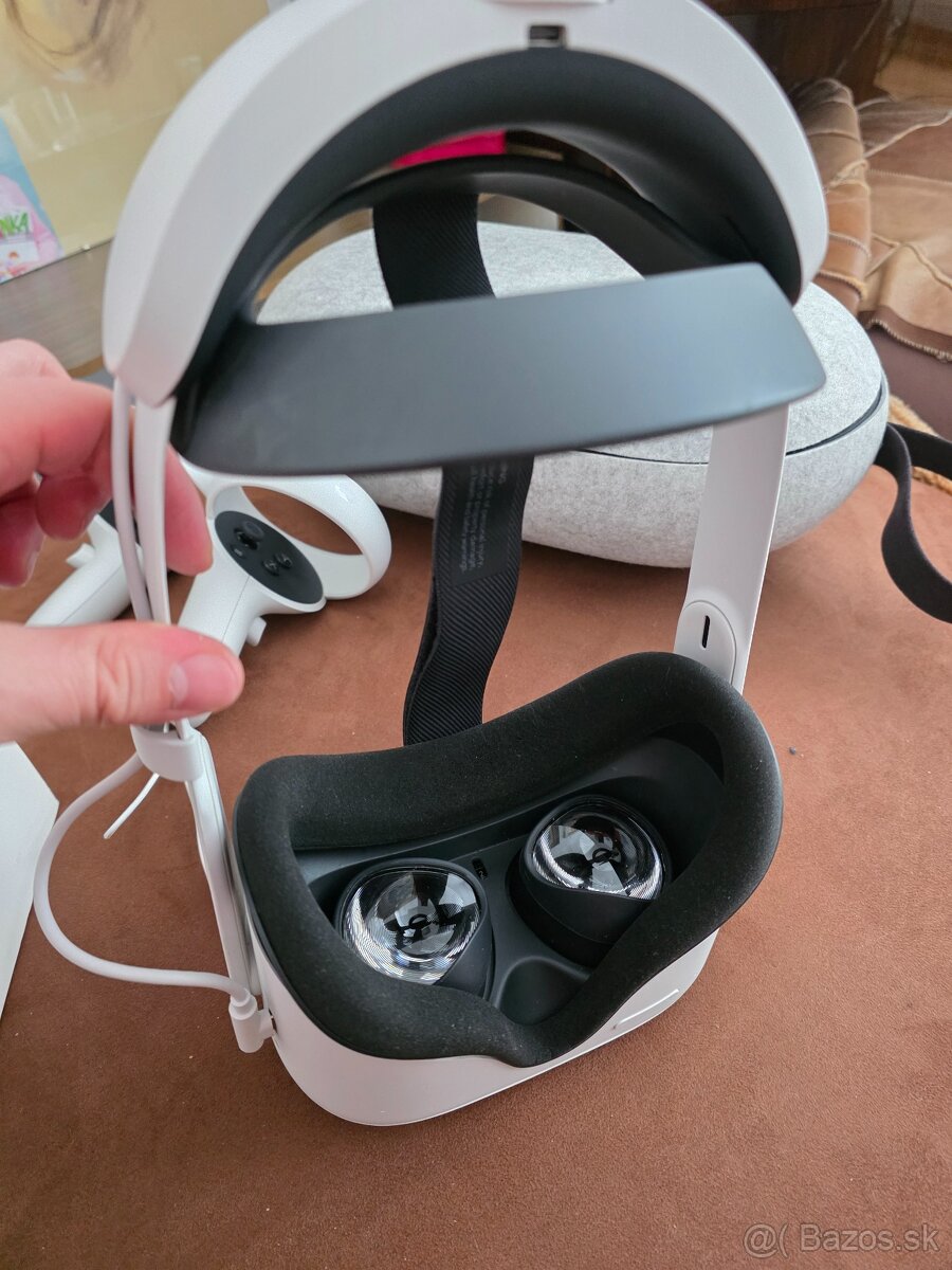 Predám Oculus Quest 2 / Meta quest 2 - 2