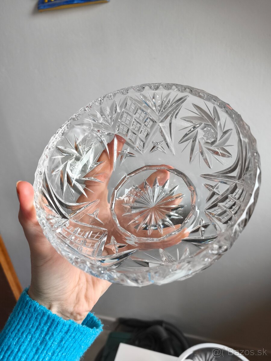 Pribrusovane misky a popolnik - 2