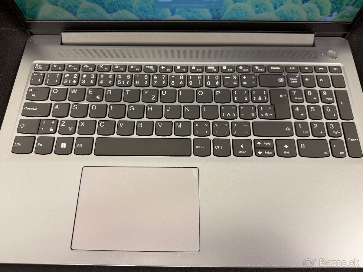 Lenovo Slim3 - 2