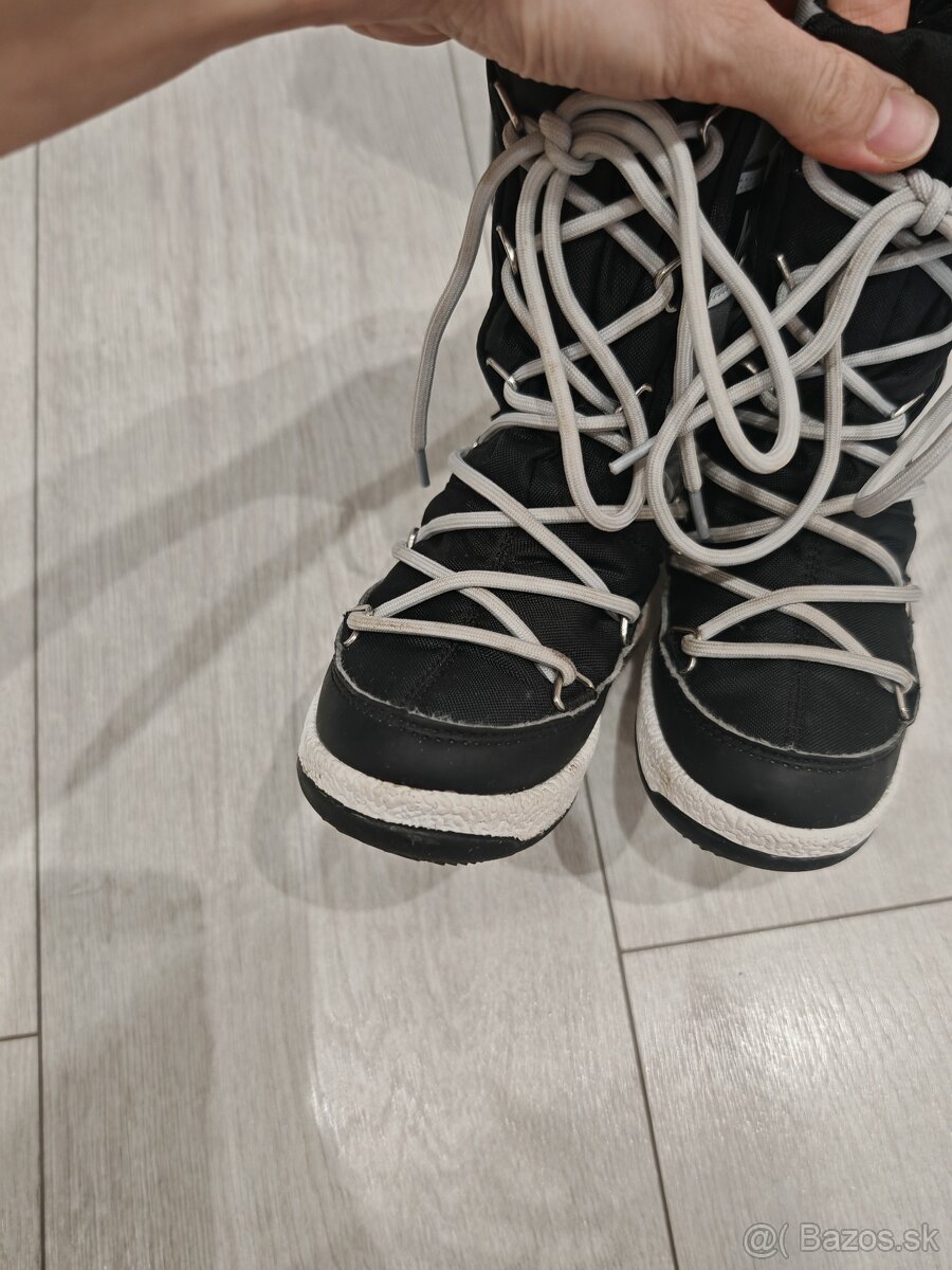 Moon boot 25 top stav - 2