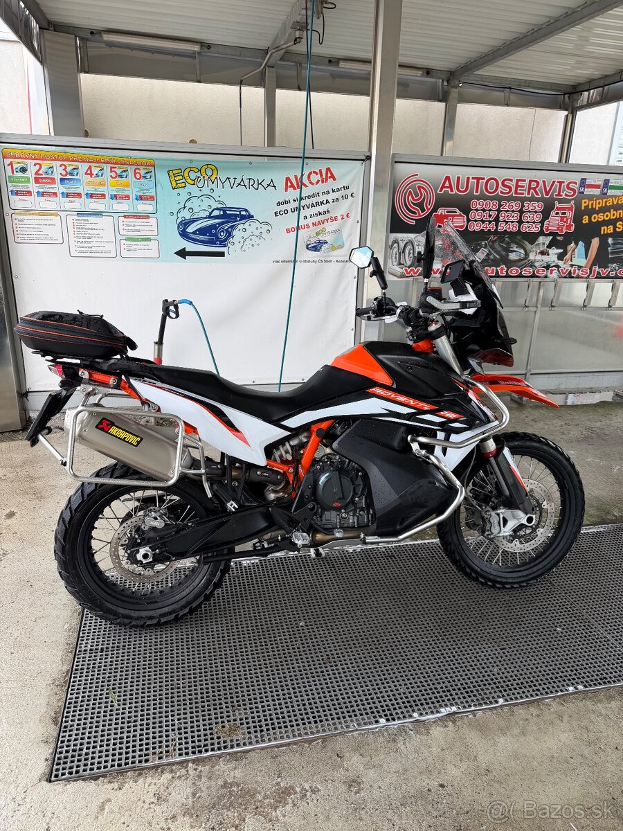KTM 890 adventure R - 2