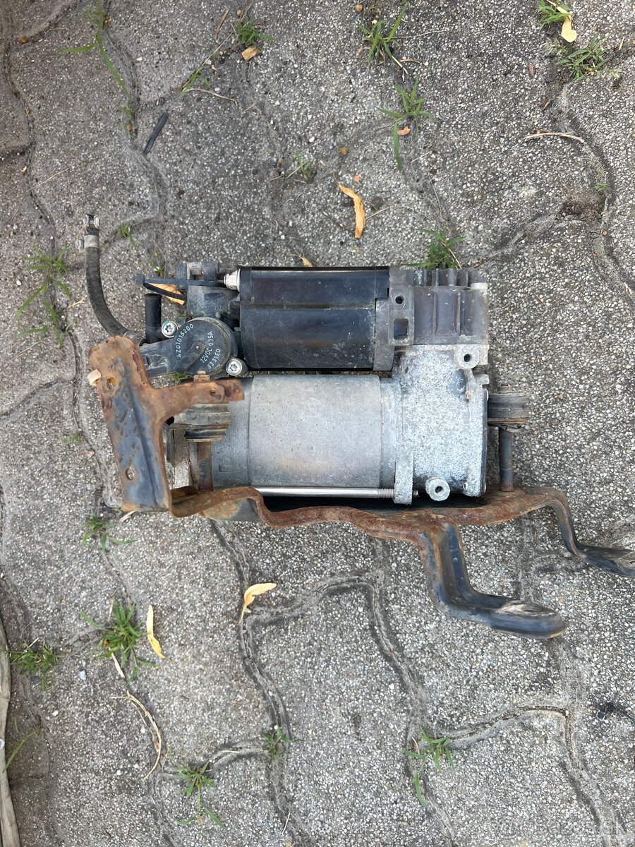 Kompresor nivomat w211 - 2