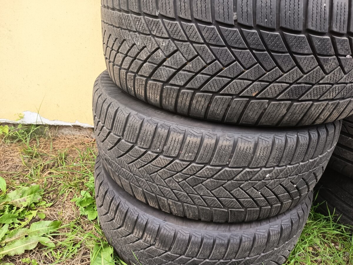 235/45r17 - 2