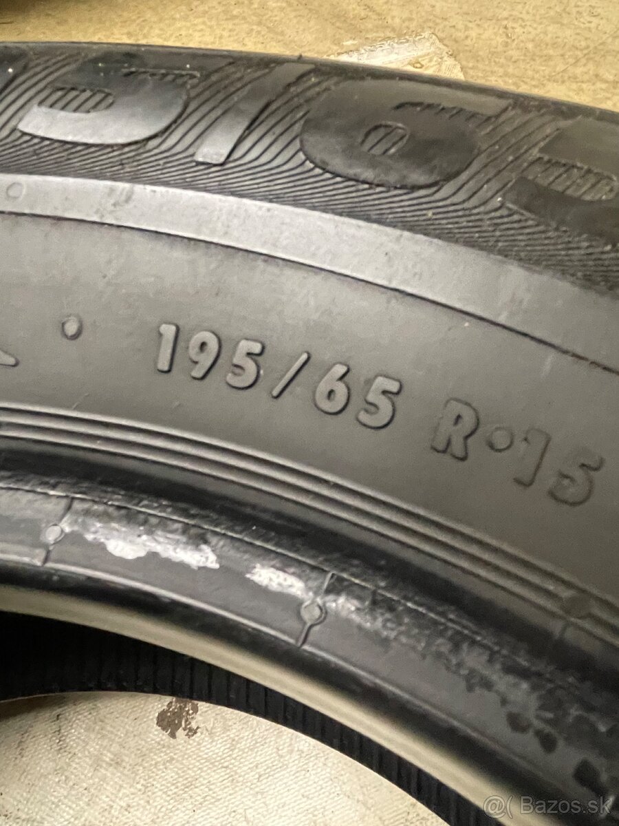 Semperit 195/65 R15 zimne - 2