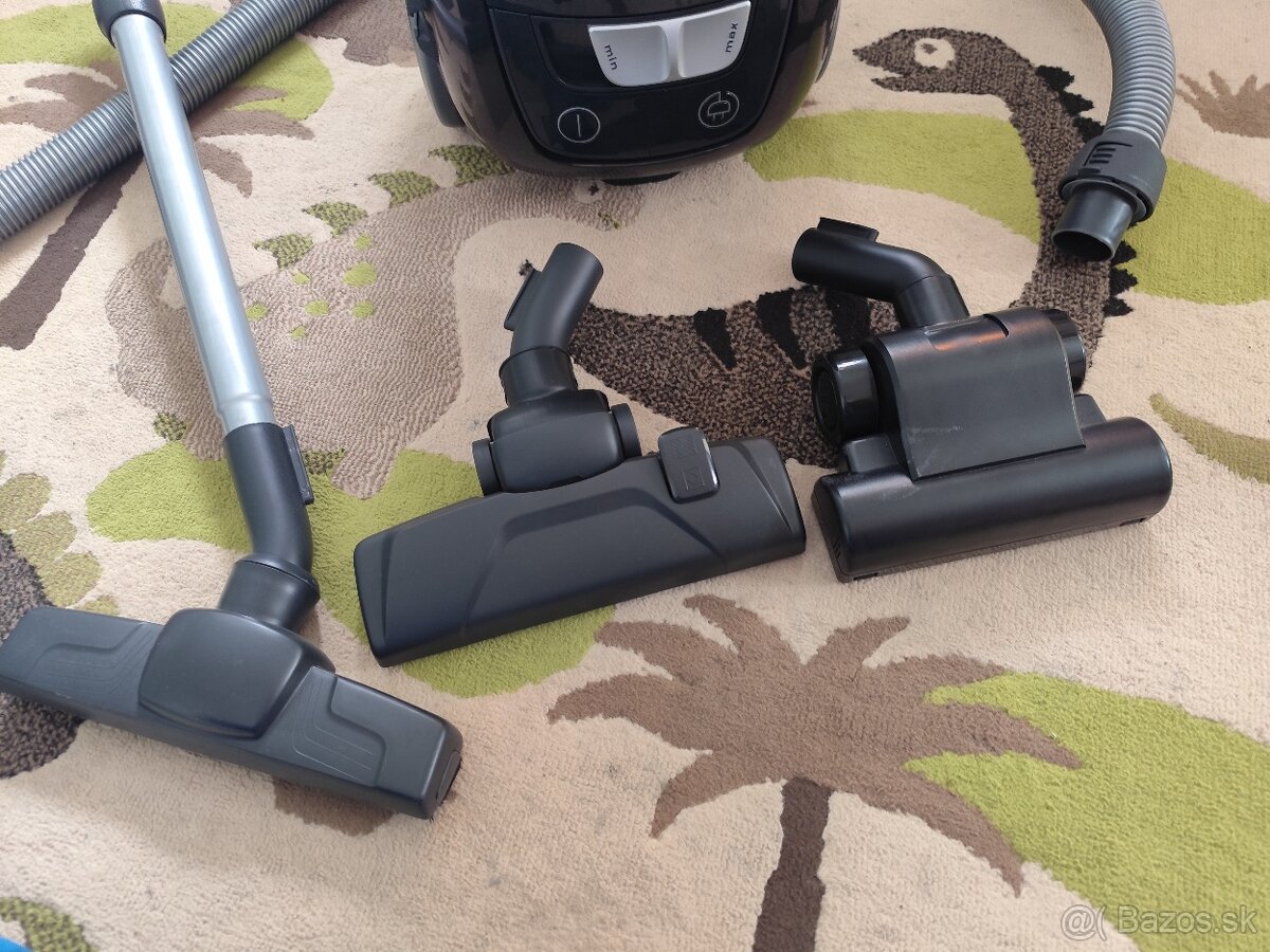 Predám plne funkčný vysávač Electrolux - 2