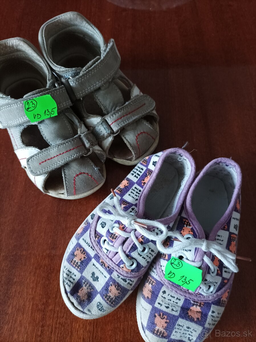 Obuv veľ. 23 darujem - 2