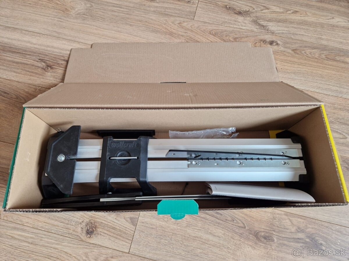 Wolfcraft Rezačka vinylu a laminátu VLC 800 - 2