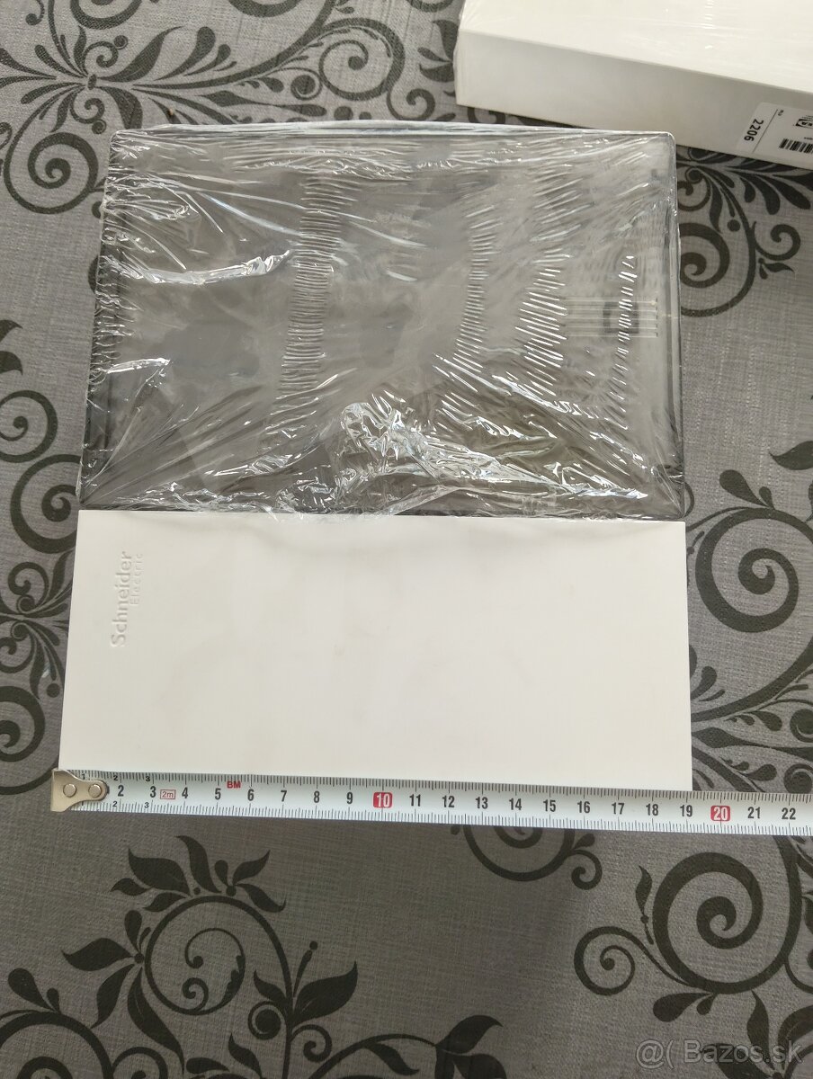 Rozvodná skriňa na stenu - 8 modulov - 2