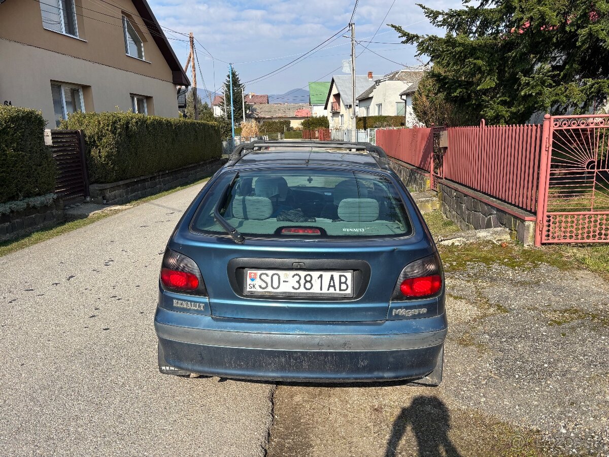 Renault Megane - 2