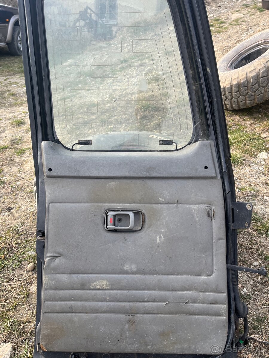 Dvere Nissan Patrol y61 - 2